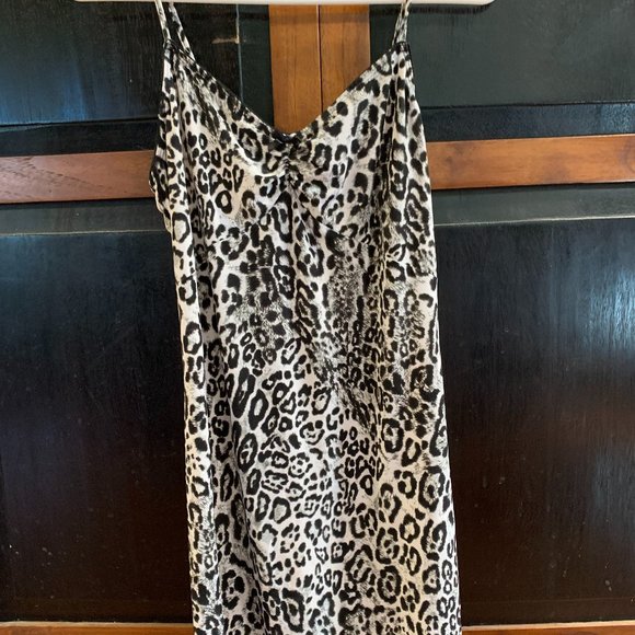 Secret Treasures Animal print Chemise - M - Picture 1 of 3